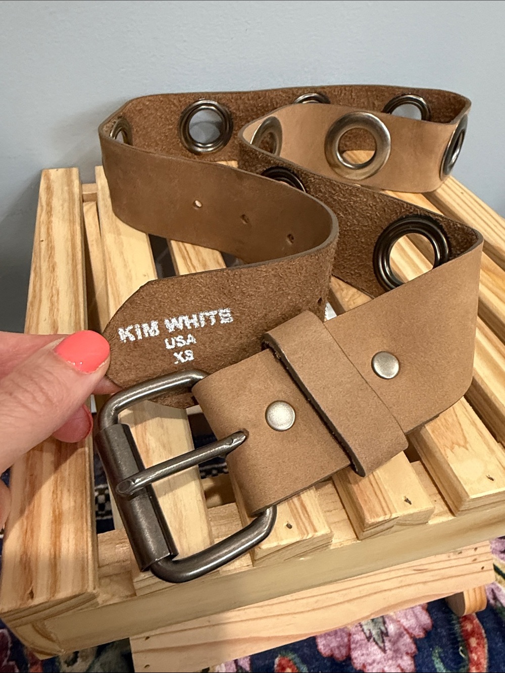 Kim White Leather Grommet Belt Taupe Beige XS USA Made - Picture 3 of 3